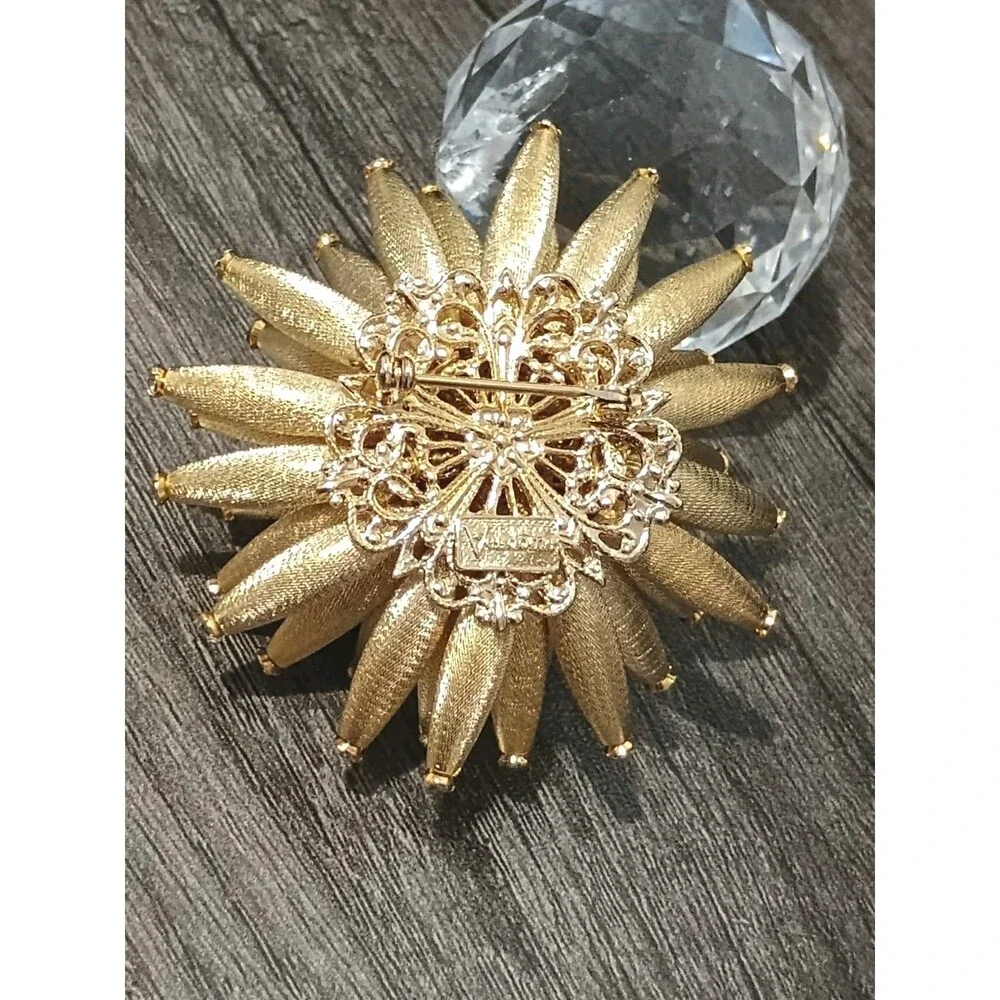 Vendome Sea Urchin Brooch 1960s Starburst Gold Tone Signed Vintage Brooch